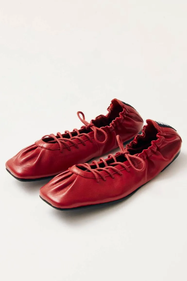 Flats<CULT MIA AURELINE LEATHER BALLET FLATS IN RED