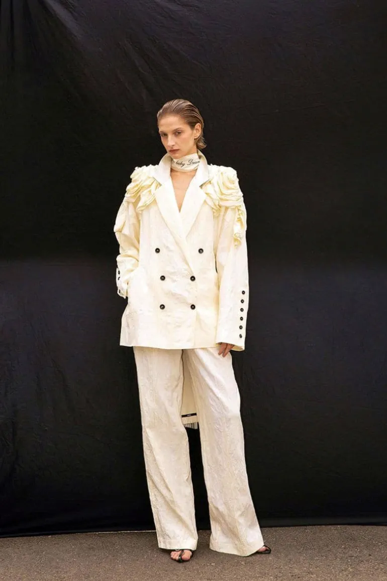 Jackets<CULT MIA OVERSIZED JACKET WITH ROSES Beige