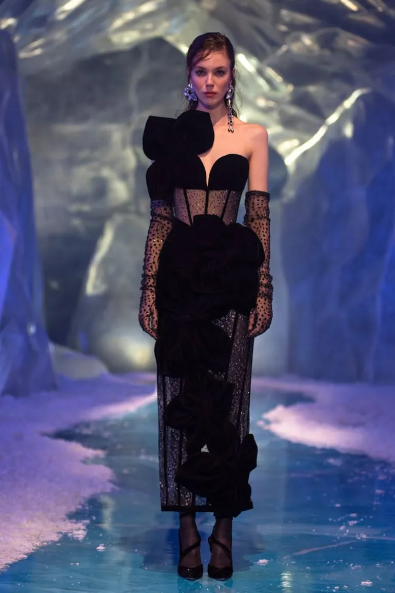Dresses | Midi Dresses<CULT MIA FLOWER CORSET VELVET ANKLE LENGTH DRESS Black