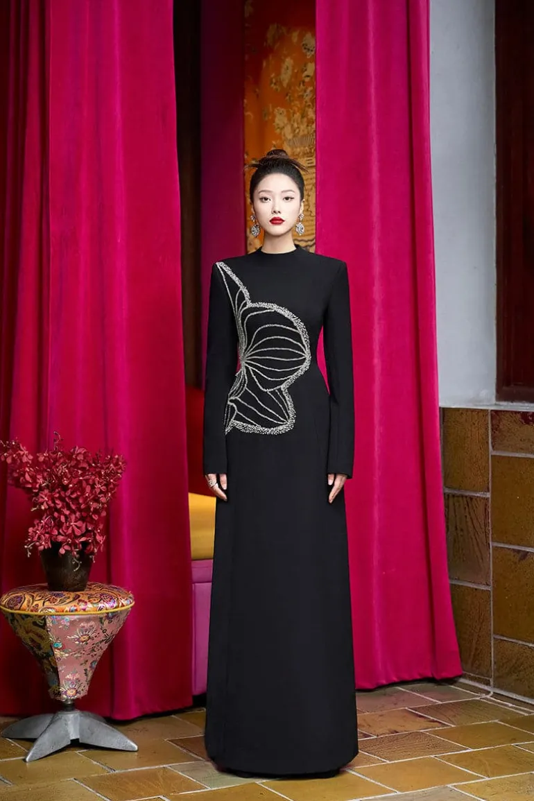 Dresses<CULT MIA HIGH NECK ORCHID EMBELLISHED GOWN Black