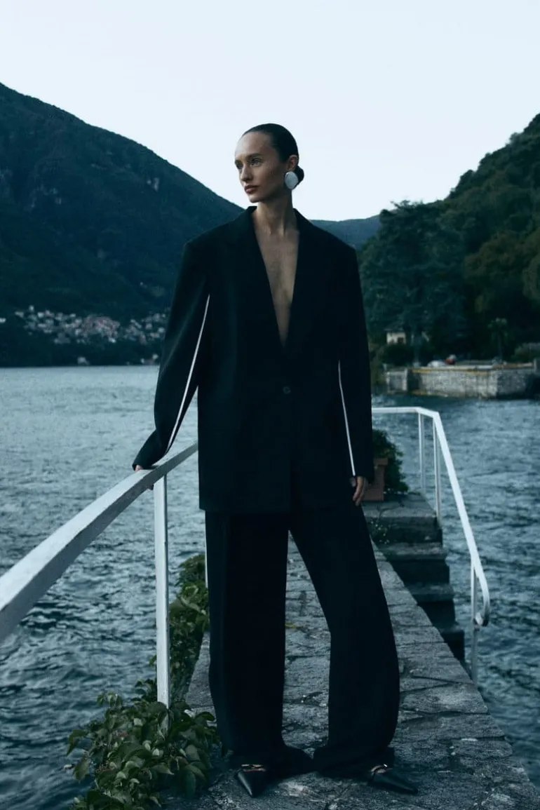 Blazers<CULT MIA JACKET WITH WHITE DETAIL Black