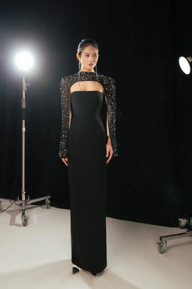 Dresses | Gowns<CULT MIA STRAIGHT MAXI DRESS WITH STONES EMBELLISHMENTS Black