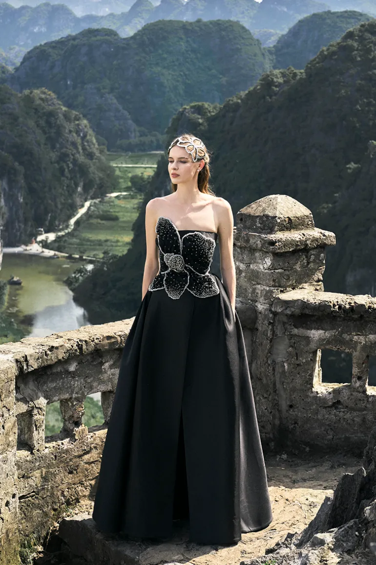 Dresses | Gowns<CULT MIA STRAPLESS ORCHID PATTERNED A-LINE GOWN Black