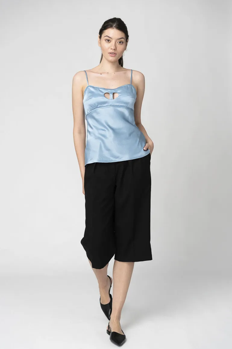 Tops<CULT MIA BLUE CUT-OUT HEART TOP Blue Ciel