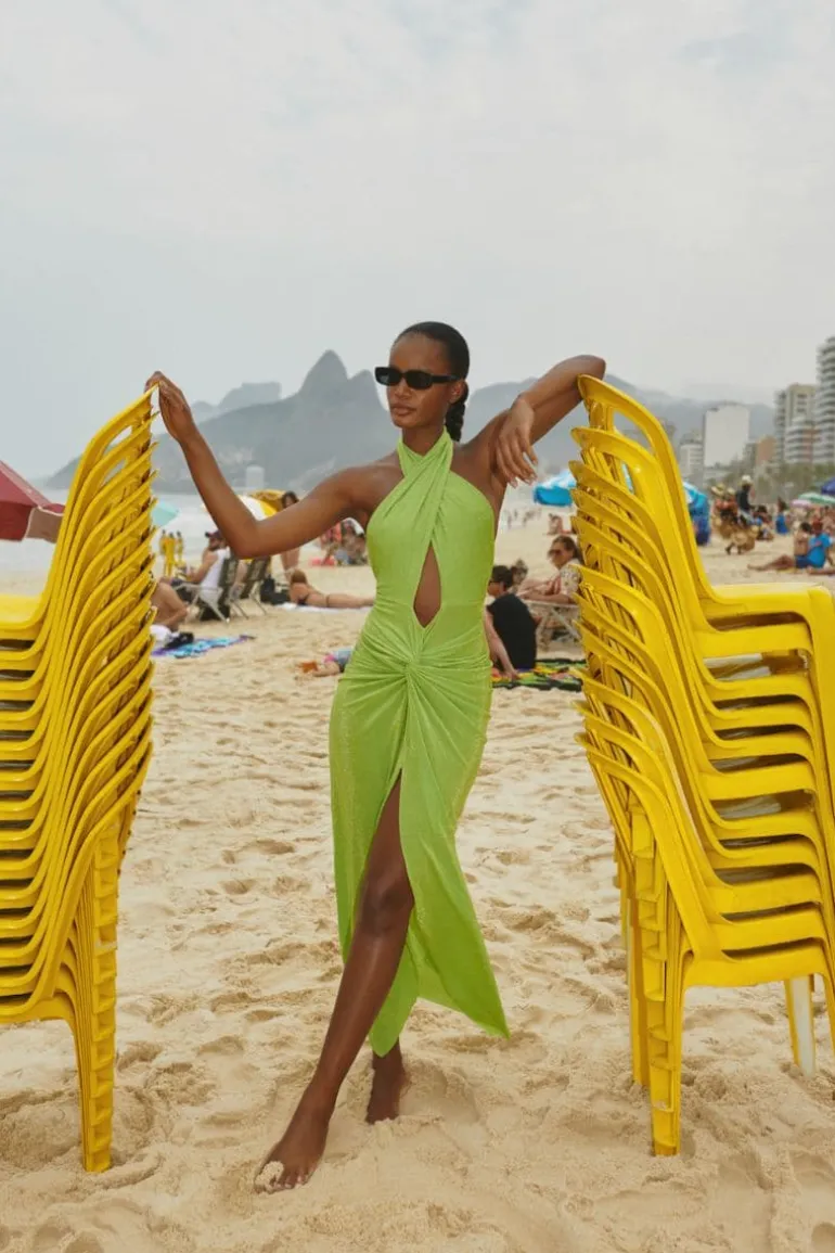 Dresses<CULT MIA CANDI KENA HIGH-NECK TWIST MAXI DRESS Green
