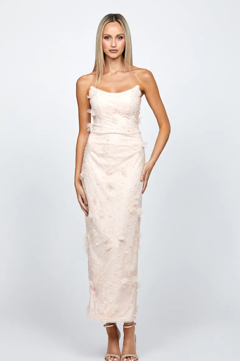 Dresses | Midi Dresses<CULT MIA CLARA STRAPLESS SCOOPED MIDAXI Pastel Peach