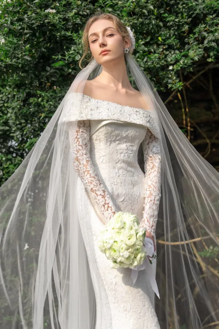 Dresses | Gowns<CULT MIA X 21SIX ANASTASIA FLORAL LACE CRYSTAL GOWN White