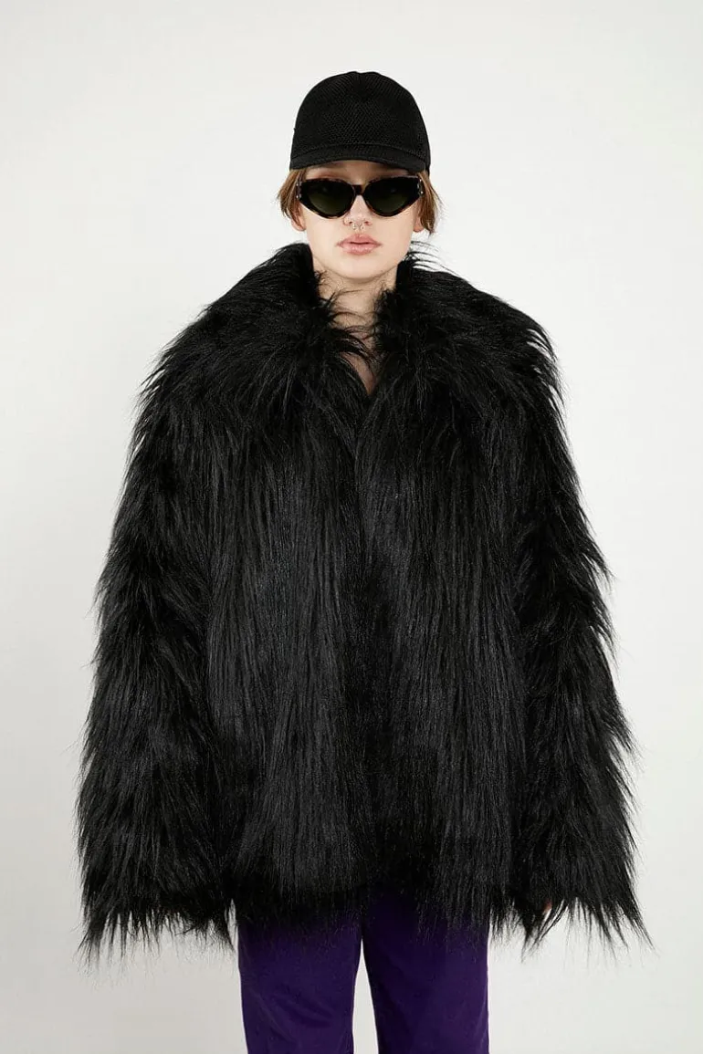 Jackets<CULT MIA FAUX FUR SHAGGY JACKET Black