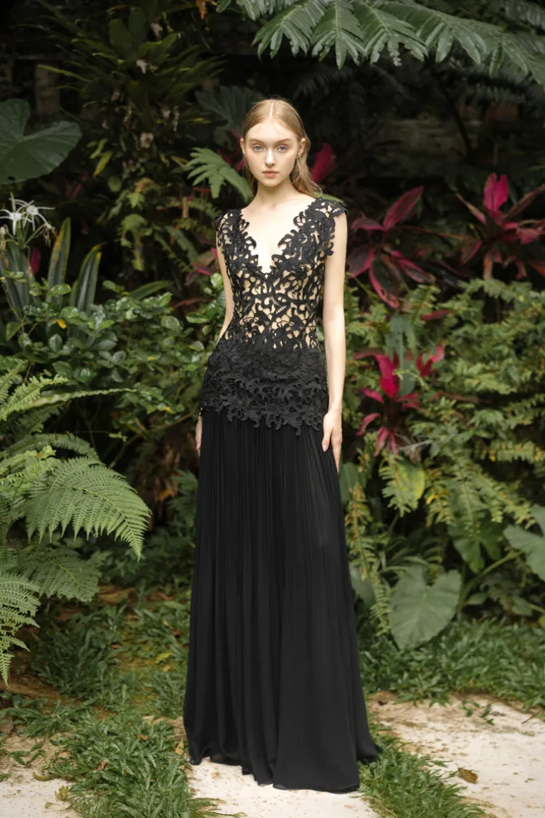 Dresses<CULT MIA GABRIELLA FLORAL LACE MIXED CHIFFON DRESS Black