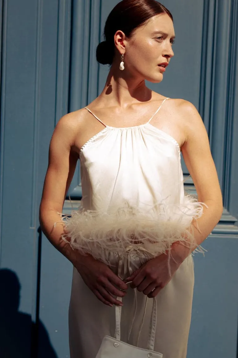 Tops<CULT MIA BRIDE-TO-BE HALTER NECK SILK TOP WITH REMOVABLE FEATHERS Ivory