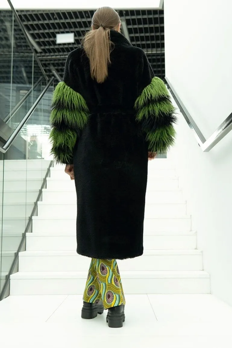 Coats<CULT MIA LONG BLACK AND GREEN FAUX FUR COAT WITH FLUFFY SLEEVES Black/Green