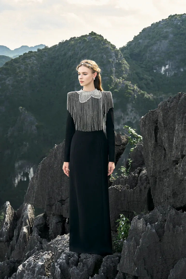 Dresses | Gowns<CULT MIA LONG SLEEVE CRYSTAL TASSEL BODYCON FLOOR-LENGTH GOWN Black