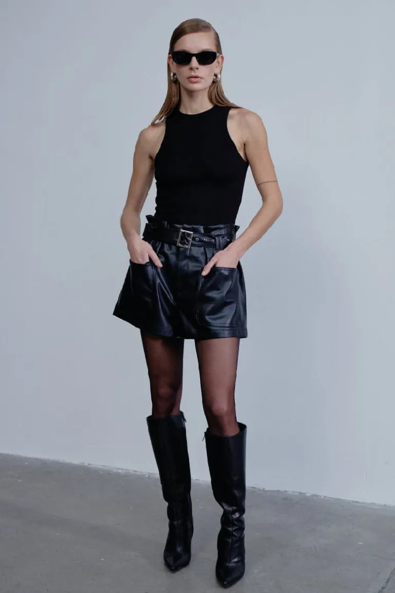 Pants<CULT MIA LOUIS VEGAN LEATHER SHORTS Noir