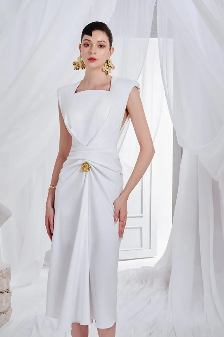 Dresses | Midi Dresses<CULT MIA MORENO SHEATH QUEEN ANNE NECK SYNTHETIC MIDI DRESS White