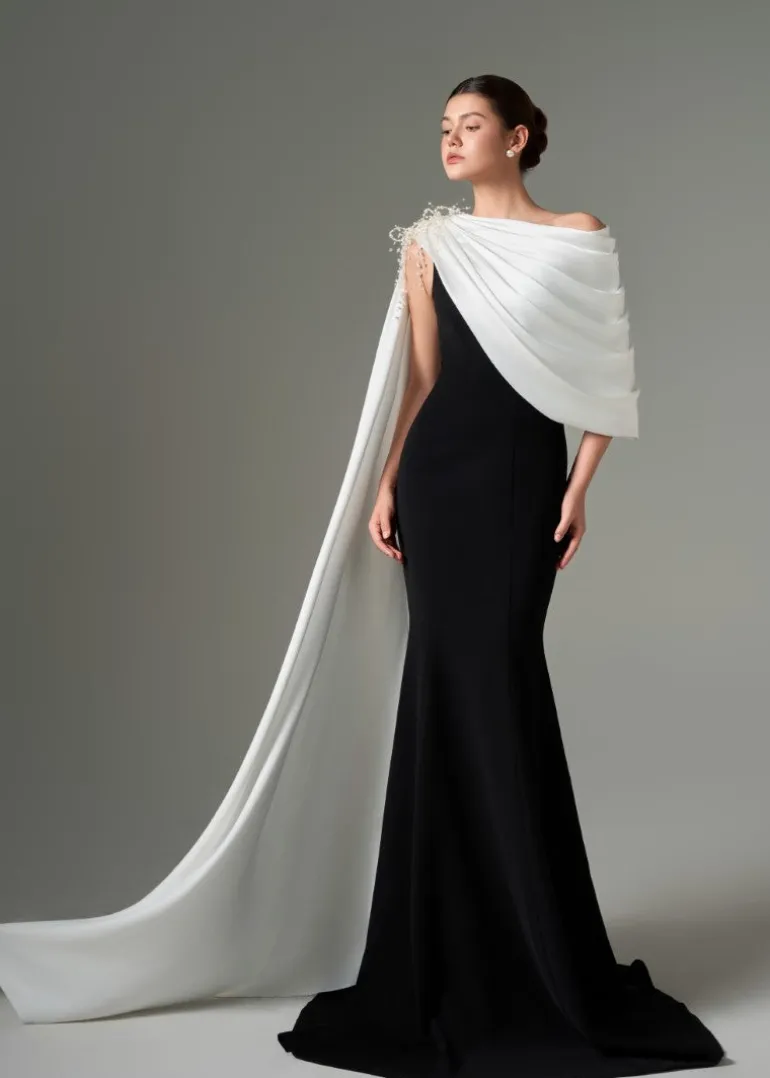 Dresses | Gowns<CULT MIA NEGIN CREPE AND SILK FISHTAIL GOWN Black