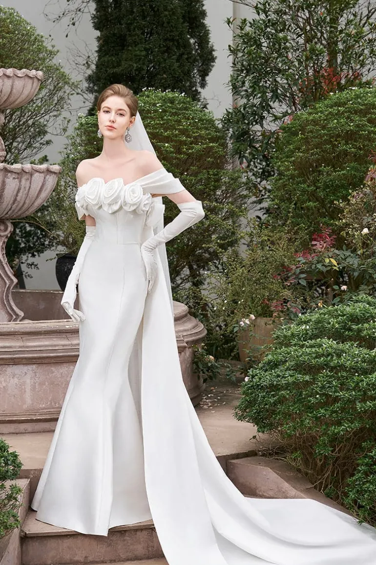 Dresses | Gowns<CULT MIA OFF-SHOULDER BUSTIER MERMAID GOWN White