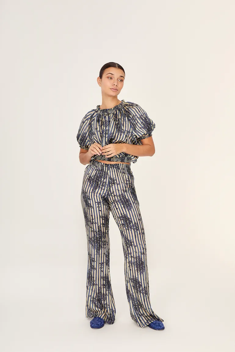 Pants<CULT MIA PANTS IN MANDARIN Print Blue & White