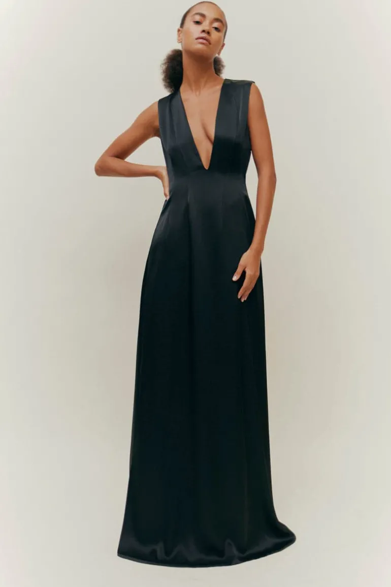 Dresses<CULT MIA PI V-NECK MAXI DRESS Black