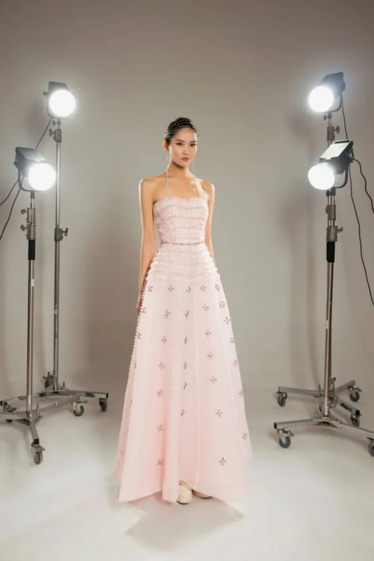 Dresses | Gowns<CULT MIA CRYSTAL EMBELLISHED A-LINE MAXI DRESS Pink