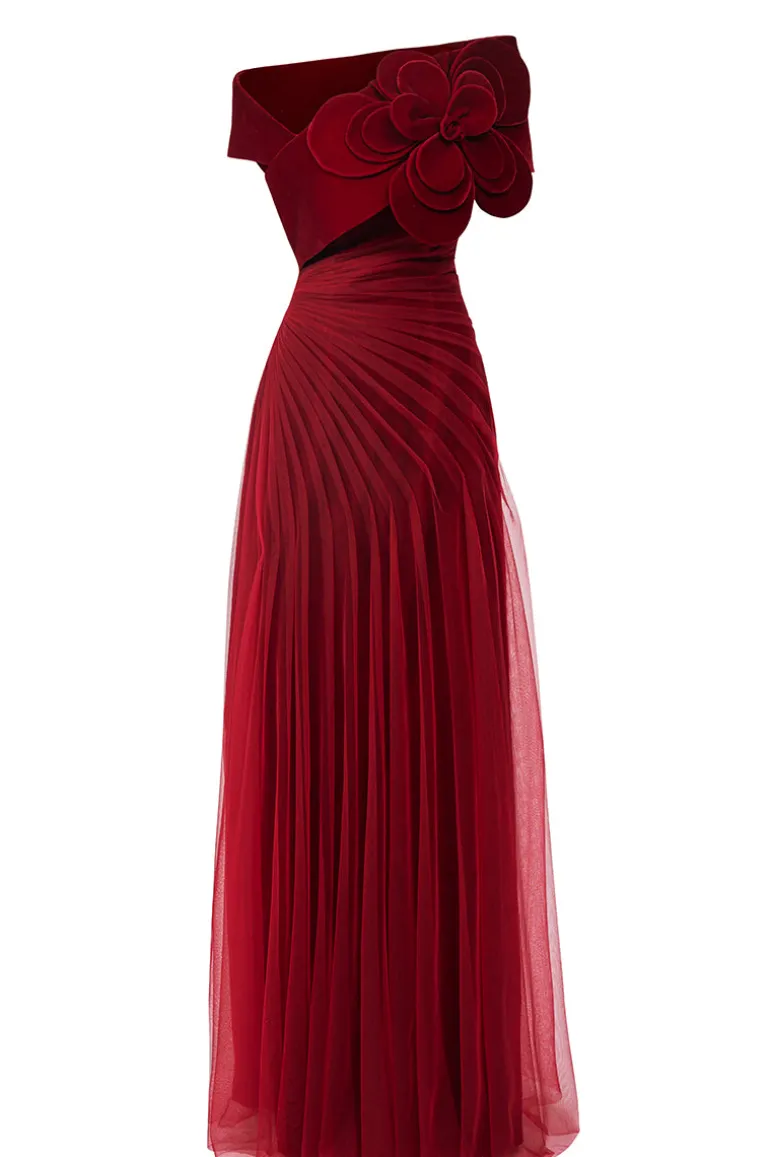 Dresses<CULT MIA ROSE ONE-SHOULDER MAXI DRESS IN Red