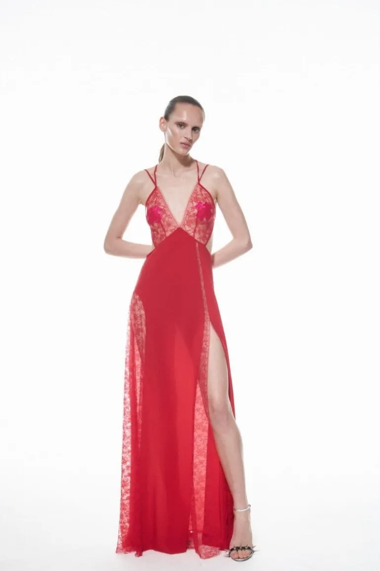 Dresses<CULT MIA RUBY MAXI DRESS Red