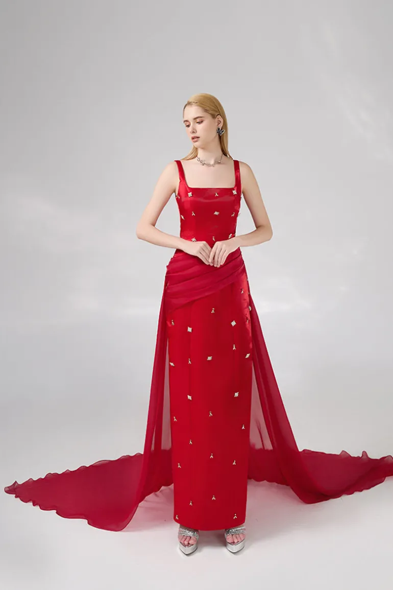 Dresses<CULT MIA STRAIGHT LONG DRESS Red