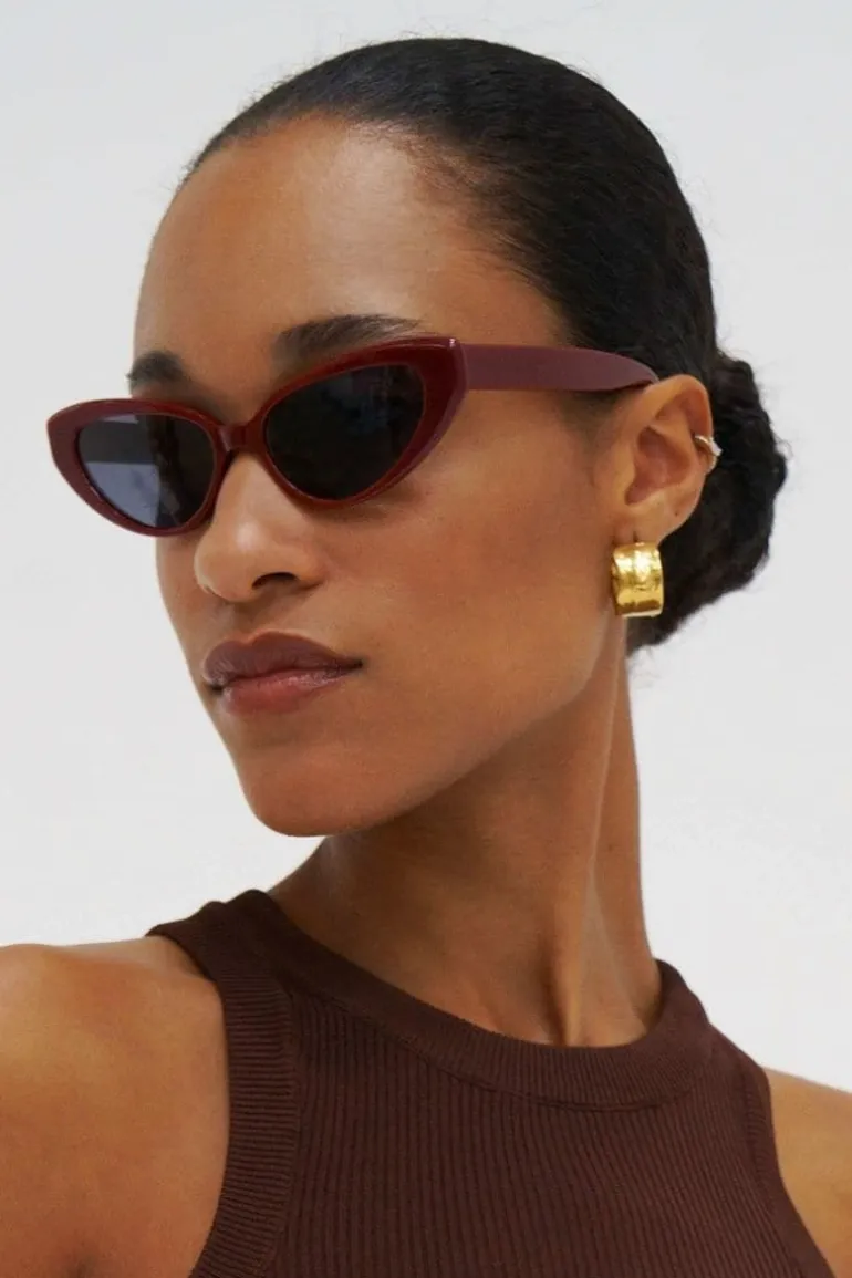 Sunglasses<CULT MIA ZAWE CATEYE SUNGLASSES Ruby Red