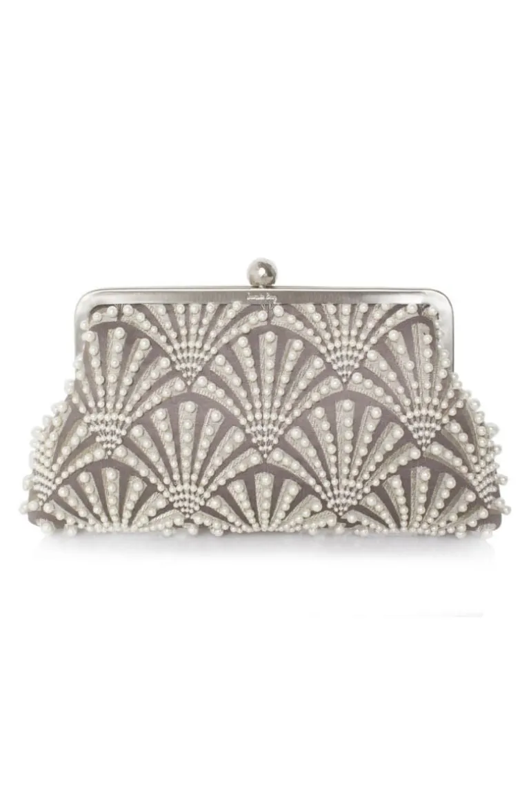 Clutch Bags<CULT MIA SCALLOPS EMBELLISHED PEARL CLUTCH Silver