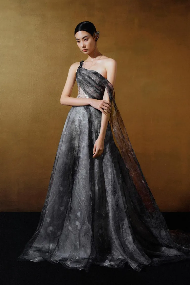 Dresses | Gowns<CULT MIA SEQUIN-DETAILED CHIFFON MAXI DRESS Black