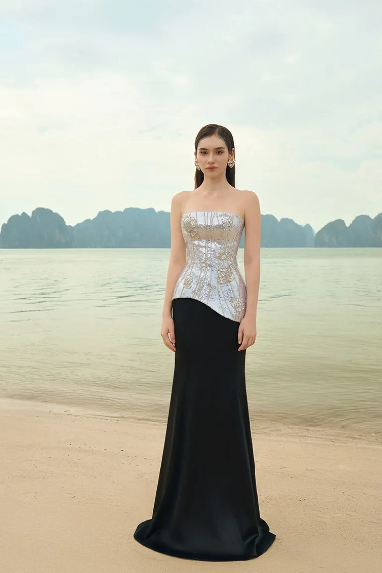 Outfit Sets<CULT MIA SHIMMER TAFFETA TOP AND SKIRT SET Silver and Black