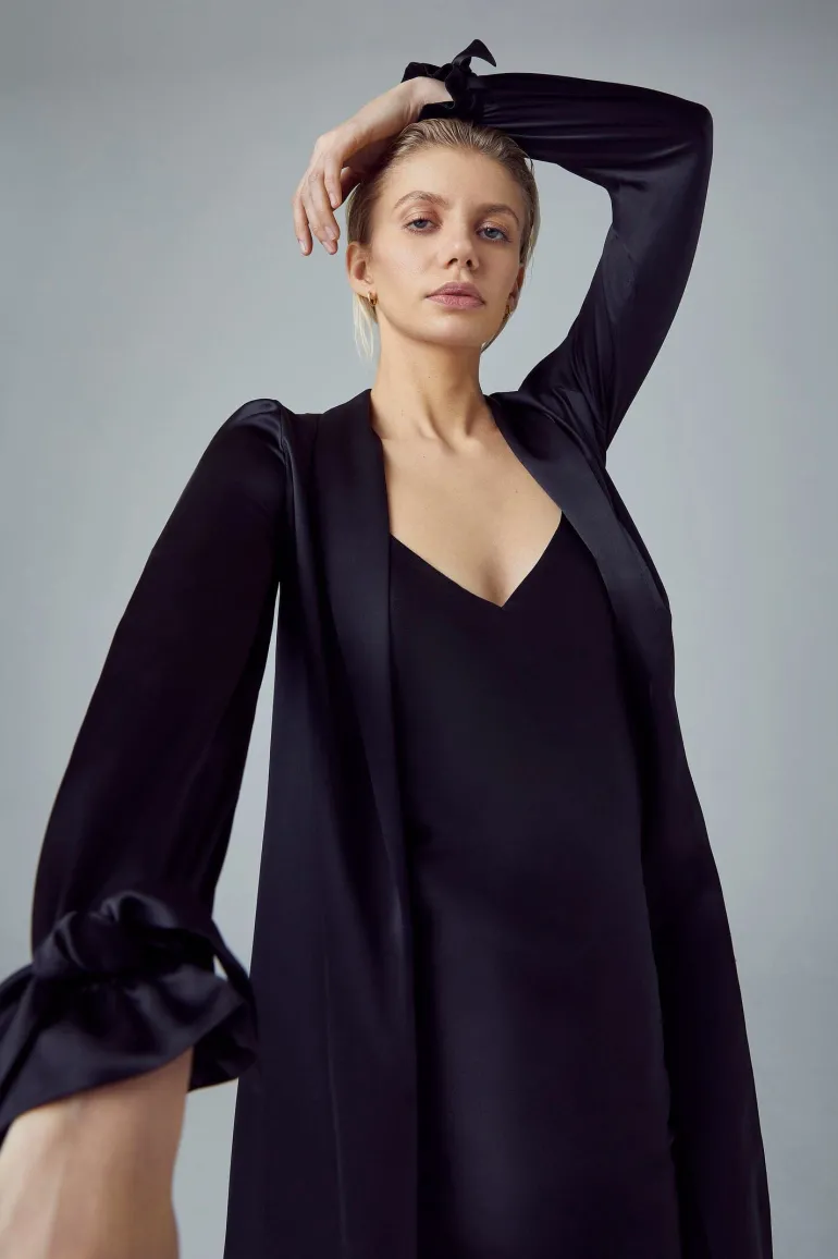 Coats<CULT MIA SILK DUSTER COAT Onyx