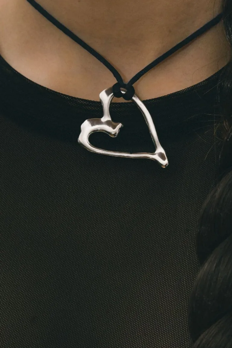 Necklaces<CULT MIA MELTING HEART N°01 WITH CORD Silver