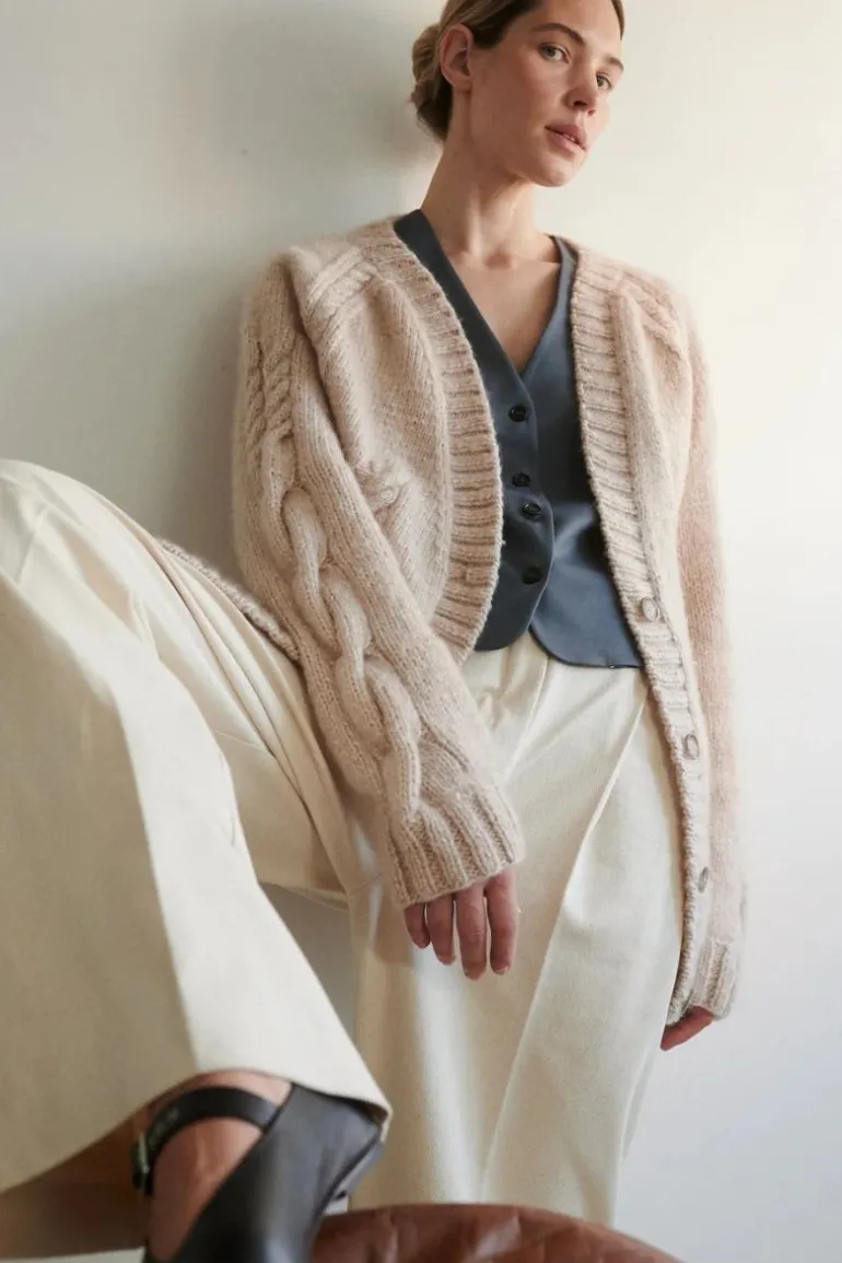 Knitwear<CULT MIA VILNELE CARDIGAN IN Beige