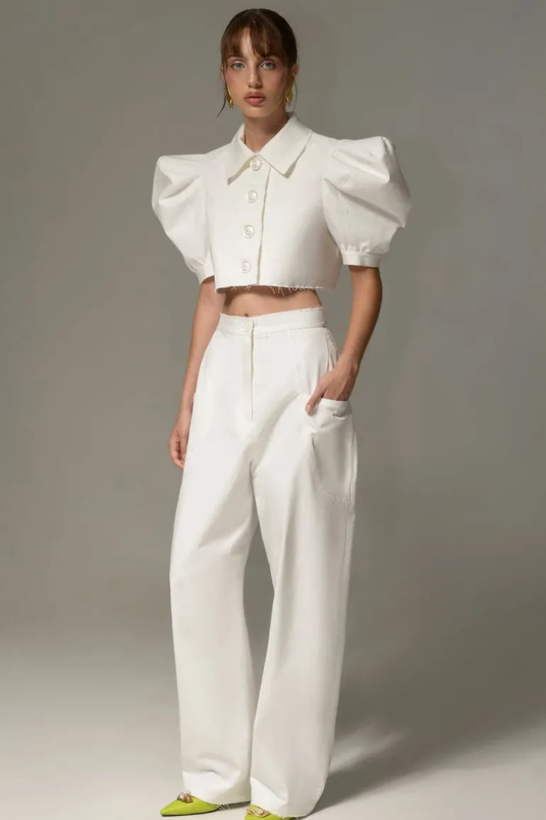 Tops<CULT MIA CLOUD CROP TOP White