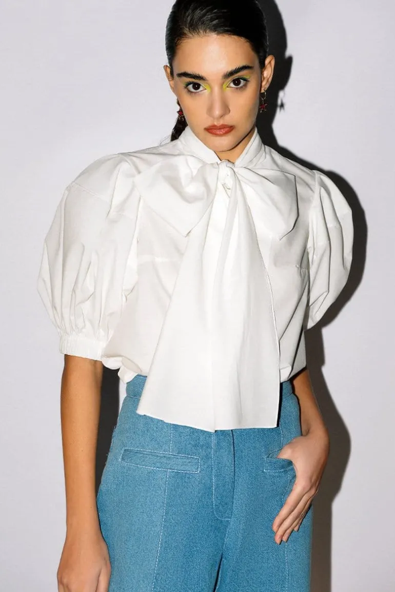 Tops<CULT MIA DAISY PUFF SLEEVE SHIRT White